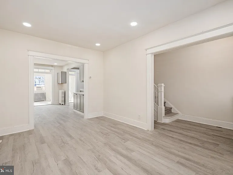 1805 Potomac Ave SE — Photo 8