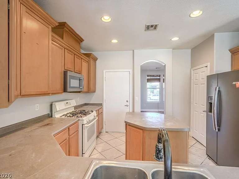 1213 Checkmark Ave — Photo 11