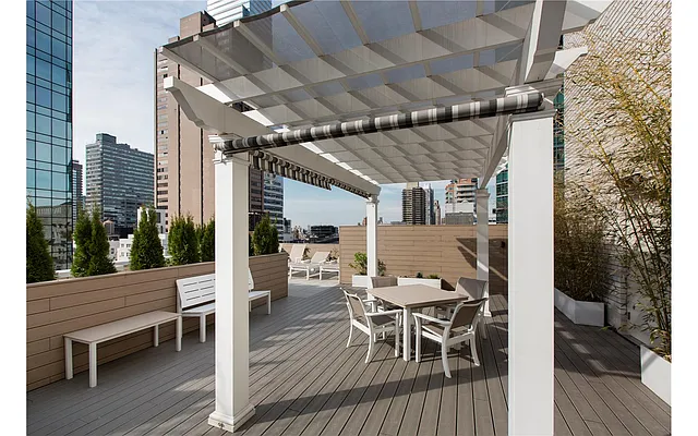 Sold by Compass | media 15