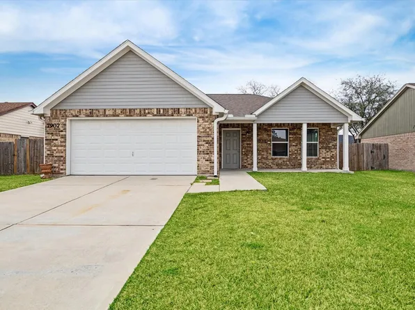 7907 Breda Dr, Baytown, TX 77521