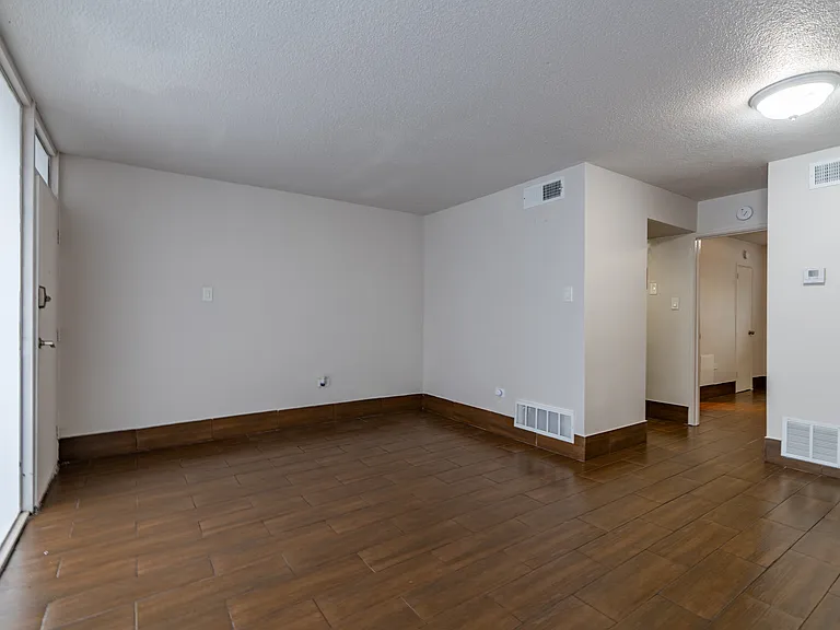 Crescendo Apartments — Photo 19
