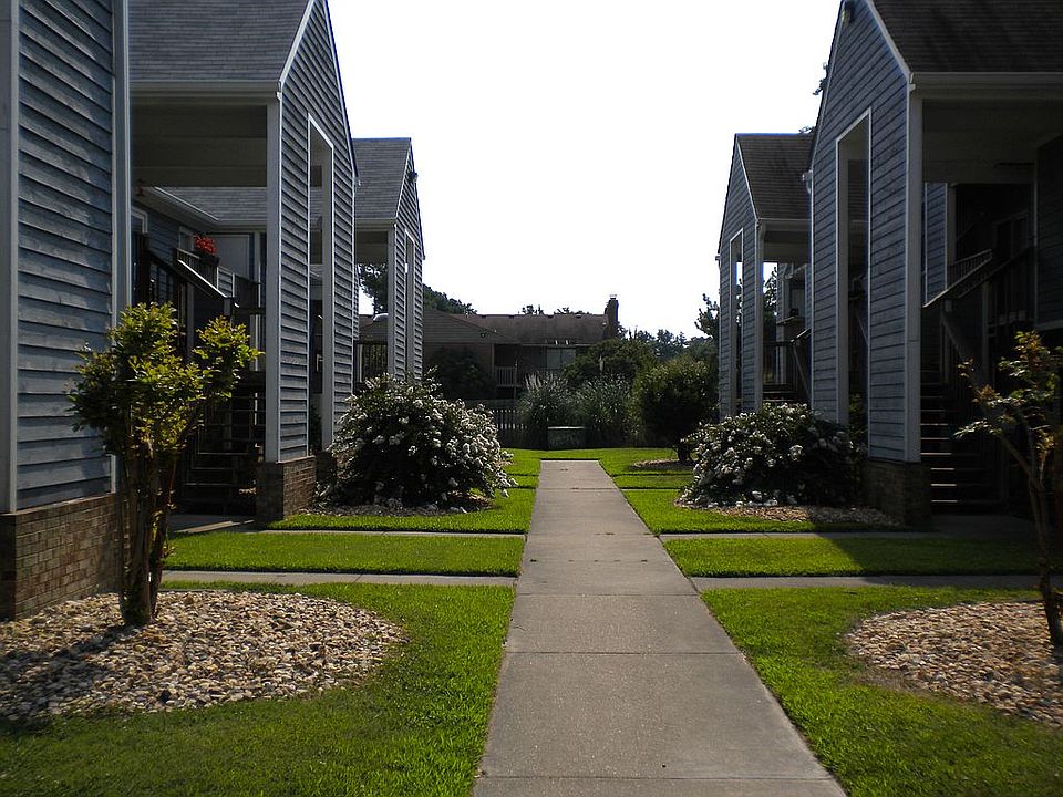 1st image of 120 Ocean Villas Way