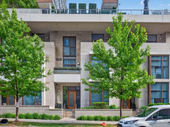 133 Pears Ave, Toronto, ON M5R 1T3