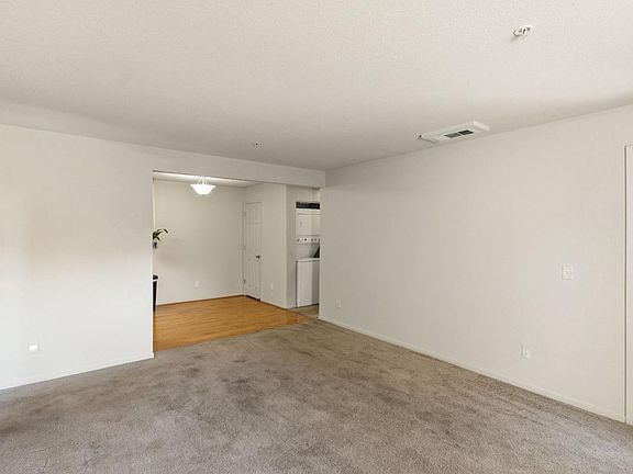 5th image of 7283 Florin Mall Dr APT 12