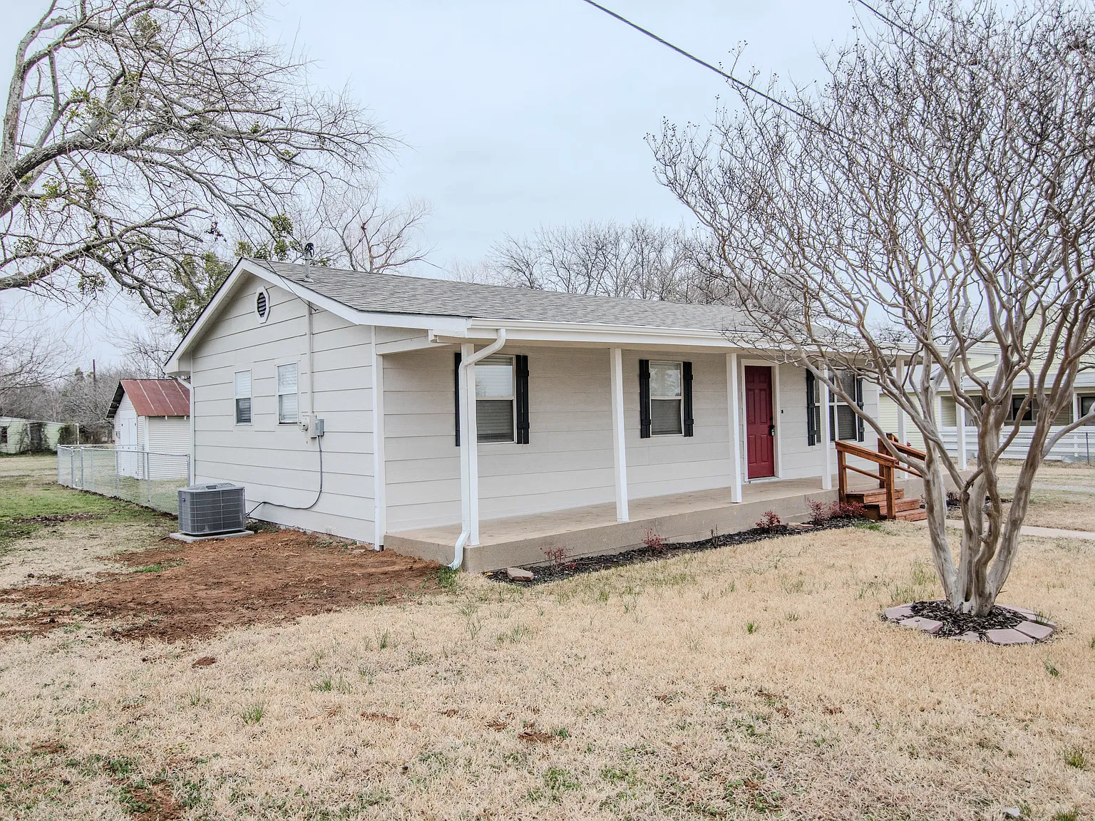 3 bed, 912 sqft, $1,250 — Photo 3