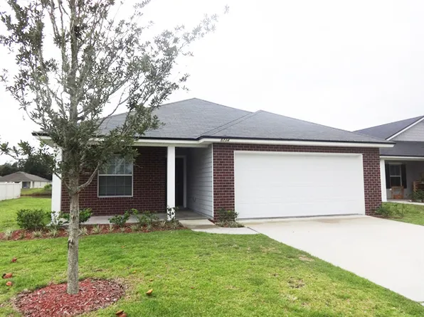 5734 Village Pond Cir, Jacksonville, FL 32222