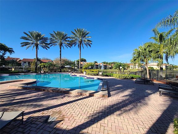 2nd image of 1267 SW 46th Ave APT 2307