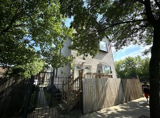 3904 W Armitage Ave #2, Chicago, IL 60647