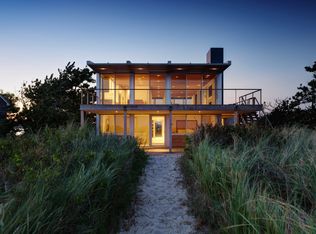 1271 Flying Point Rd, Water Mill, NY 11976