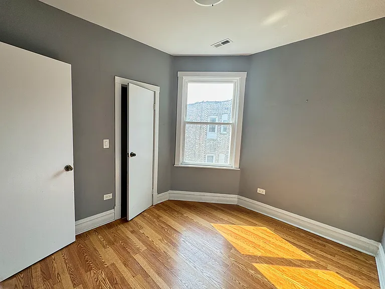 Second bedroom, different angle