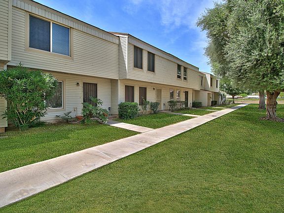 3rd image of 612 E Strahan Dr