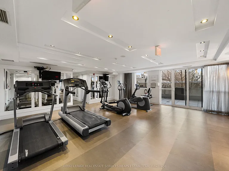 1430 Yonge St #509 — Photo 46