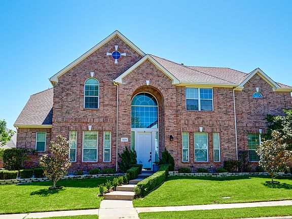 3rd image of 1224 Willowdale Ln