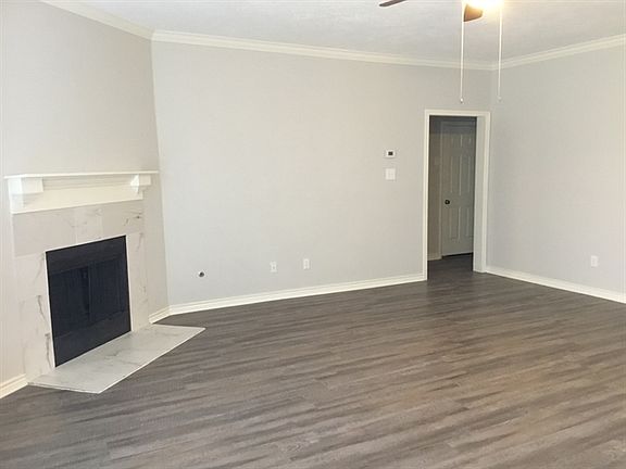 5th image of 3506 Pine Tree Dr