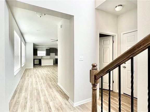 3rd image of 3201 College Park Dr Unit 39