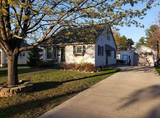 1032 S Lutz St, Shawano, WI 54166