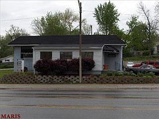 5th image of 7843 Olive Blvd