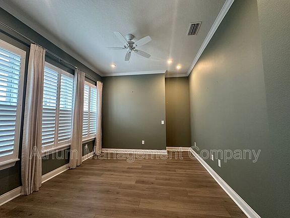 4th image of 332 Wheelhouse Ln