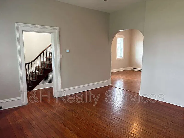 1258 E Naomi St — Photo 7