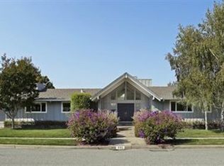 335 Riviera Dr, San Rafael, CA 94901