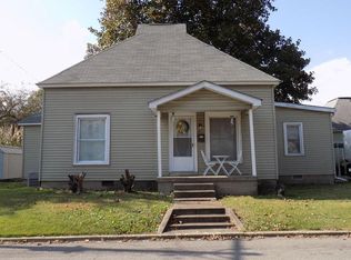 217 N 27th St, Herrin, IL 62948