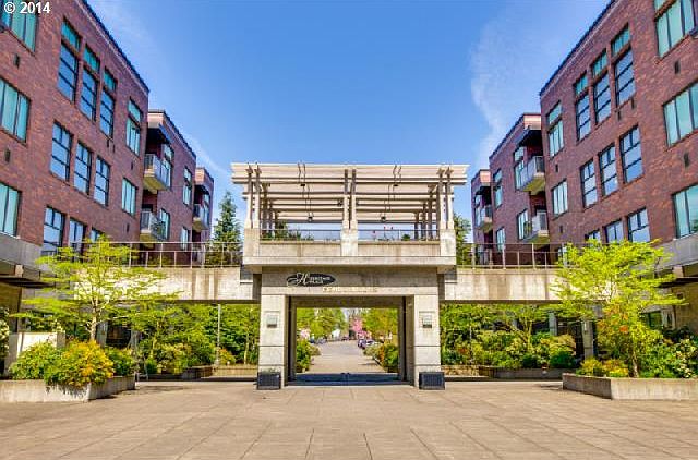 1st image of 400 W 8th St Unit 305