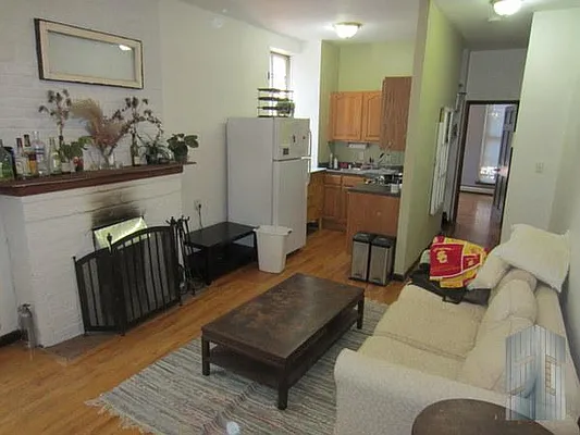 Rented by Skyline Group Real Estate | media 8