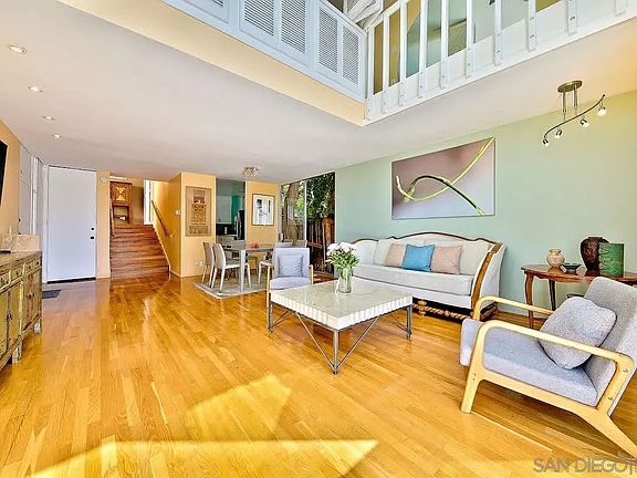 4th image of 1520 Virginia Way