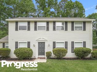 605 Bundy Cir, Charlotte, NC 28211