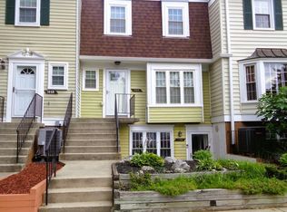 1464 Chatham Ct, Crofton, MD 21114