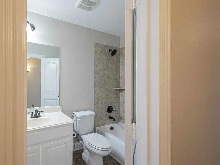 9704 Tanen Dr — Photo 15