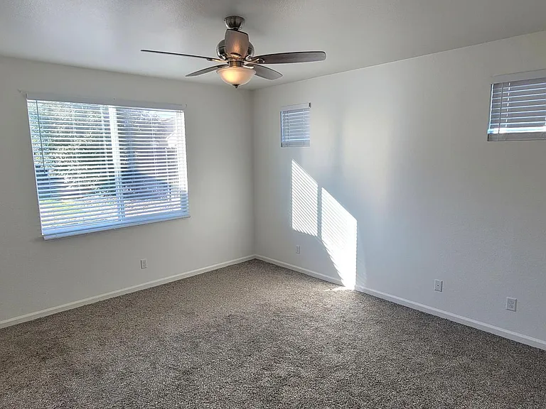 1447 Orgullo Ln — Photo 10
