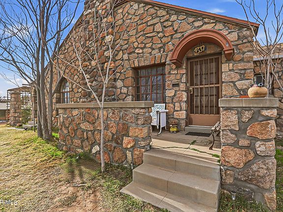 4th image of 4333 Pershing Dr