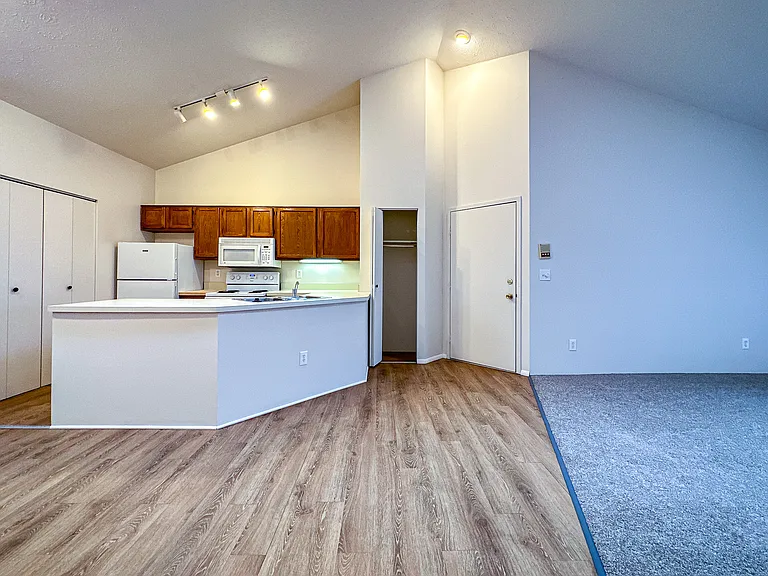 1814 Cooper Foster Park Rd — Photo 12