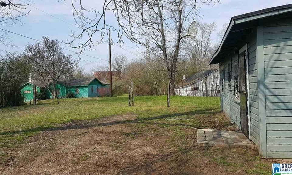 2nd image of 121 5th Pl