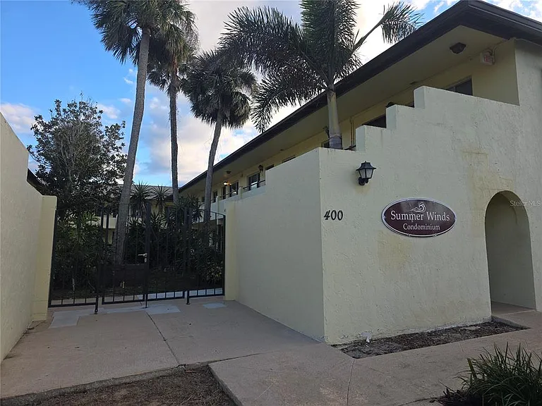 400 Oakridge Blvd #60 — Photo 4