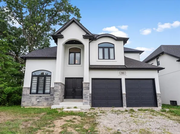 93 Belleview Dr, Kingsville, ON N0R 1B0