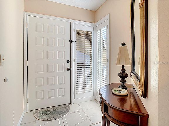 4th image of 126 Lindsay Ln