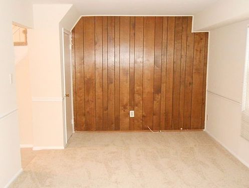 5th image of 7327 Wickford Dr