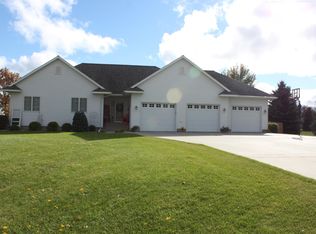 304 Spruce Ln, Cavalier, ND 58220