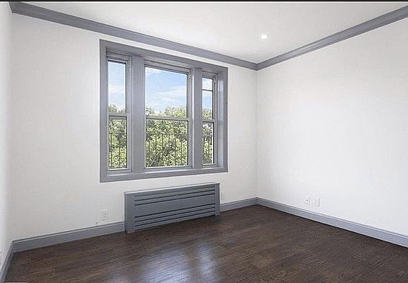 3rd image of 392 Clinton Ave #4EE