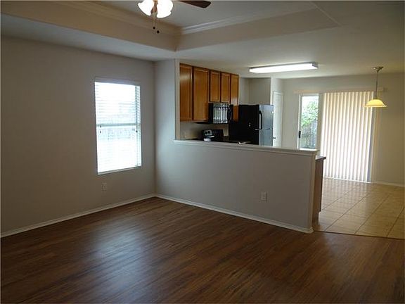 3rd image of 11324 Autumn Ash Dr