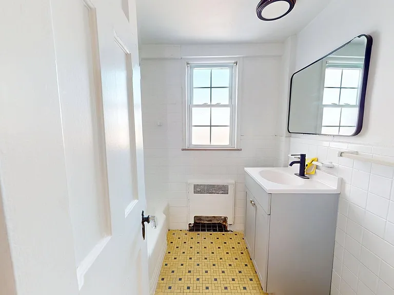 2680 N Moreland Blvd — Photo 10