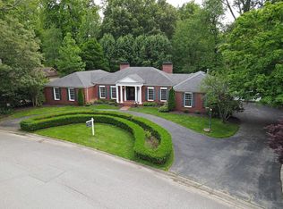 1402 Hunting Creek Dr, Owensboro, KY 42303