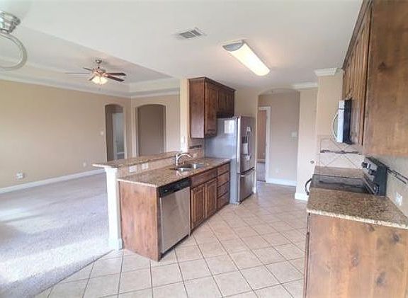 4th image of 1506 Rivertrail Dr