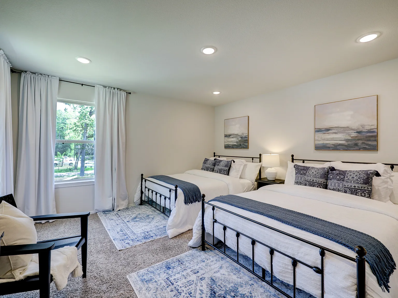 4 bed, $4,000 — Photo 4