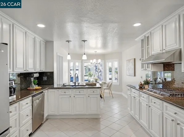 2415 Crestline Rd, Pleasanton, CA 94566