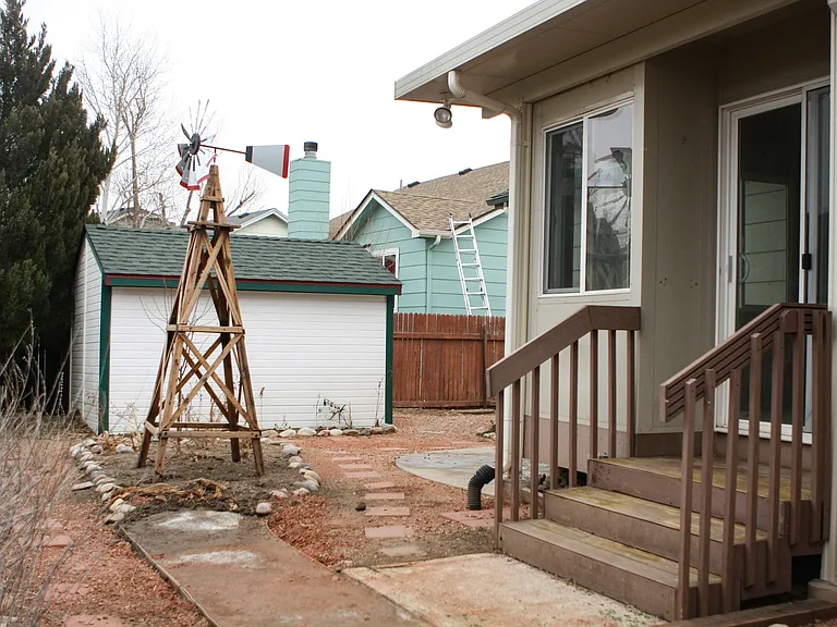 809 Marshall Dr — Photo 16