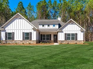 32 Maple Lakes Dr, Cataula, GA 31804