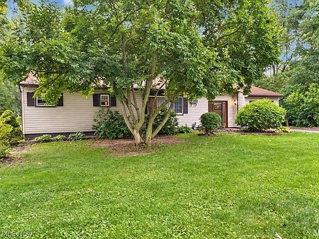 1st image of 10208 Johnnycake Ridge Rd